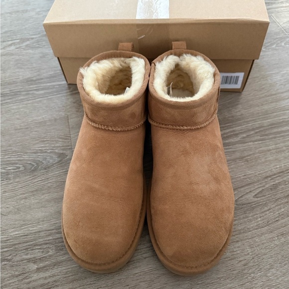 UGG Chestnut Suede Ankle Boots - Picture 3 of 7